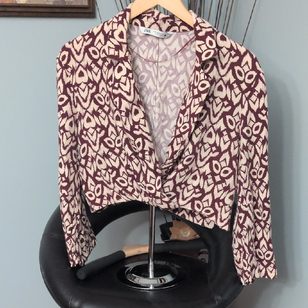 Zara Women's Patterned Blazer in Maroon and Beige